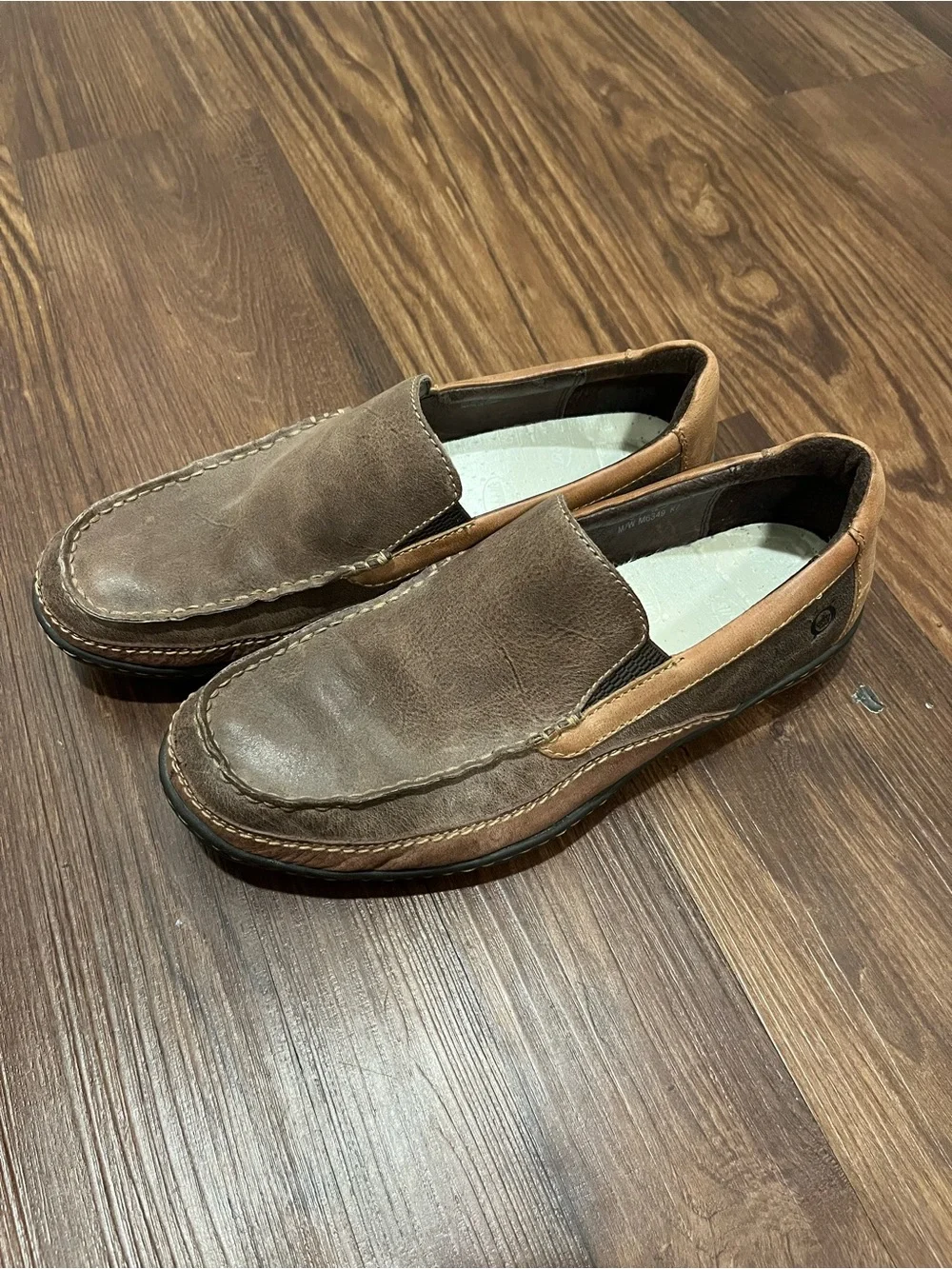 Born Loafer Driving Shoes Mens 9 US / 42.5 EU Brown Leather M6349 Slip On